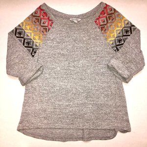 SPEECHLESS Tribal Sweater with Cropped Sleeves